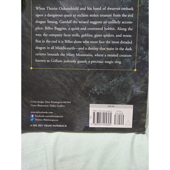 The Hobbit illustrated edition paperback - Picture 5 of 10